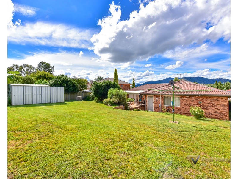19 Peregrine Avenue Calala, Tamworth NSW 2340