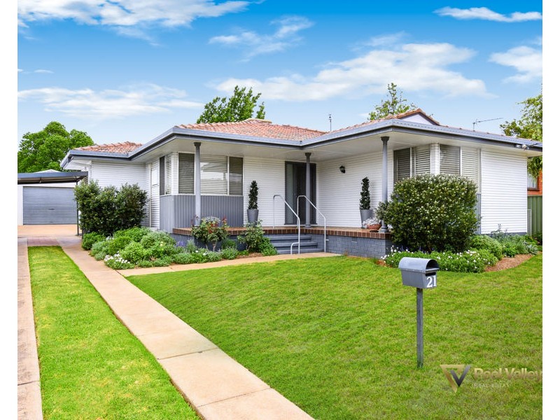 21 Warren Street, Tamworth NSW 2340