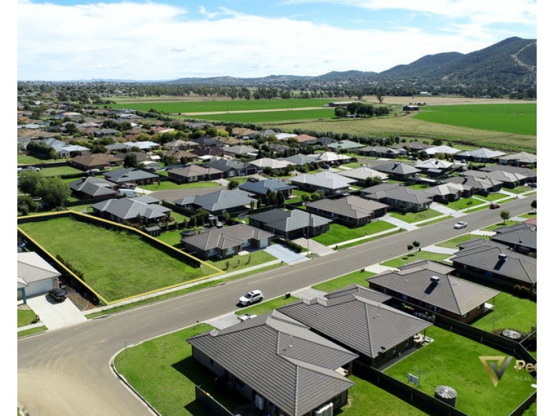 18 Simmental Way Calala, Tamworth NSW 2340