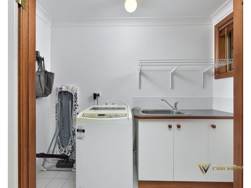 25 Larool Street, Tamworth NSW 2340