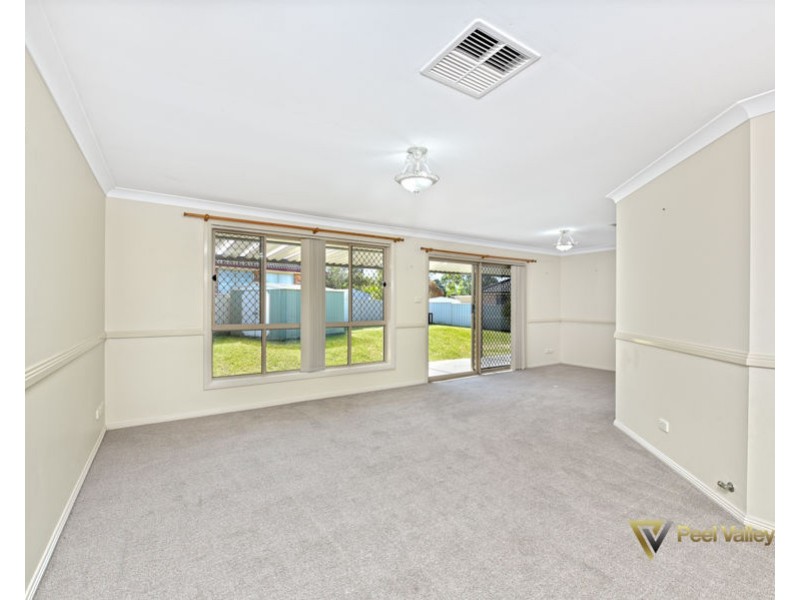 21 Banjos Circuit, Tamworth NSW 2340