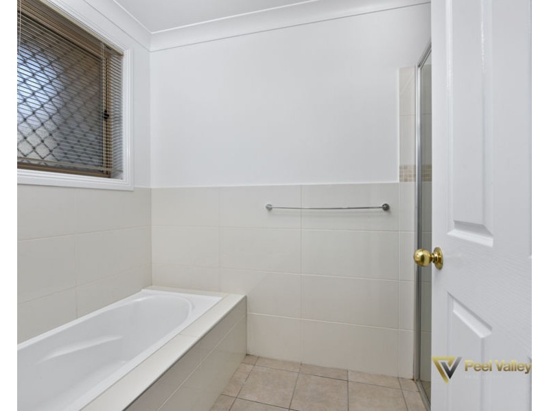 21 Banjos Circuit, Tamworth NSW 2340