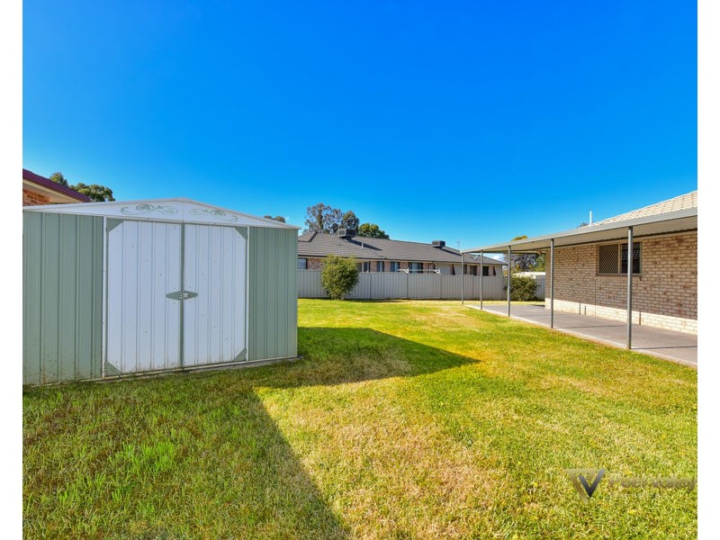 21 Banjos Circuit, Tamworth NSW 2340