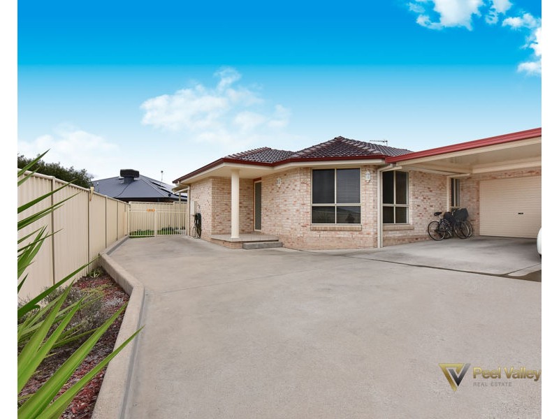9 Conimbla Crescent, Tamworth NSW 2340