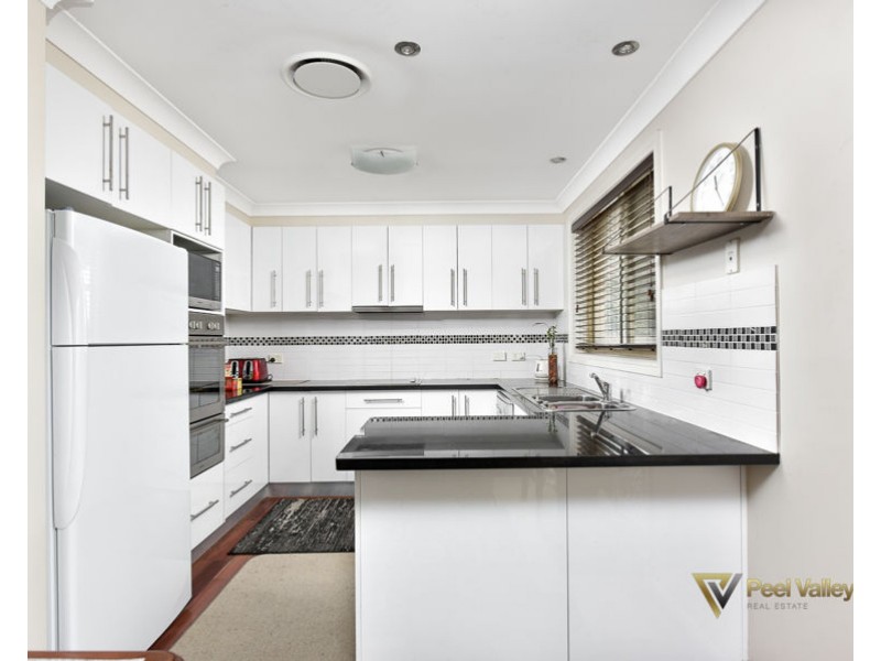 9 Conimbla Crescent, Tamworth NSW 2340
