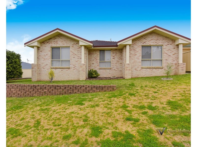 9A Conimbla Crescent, Tamworth NSW 2340