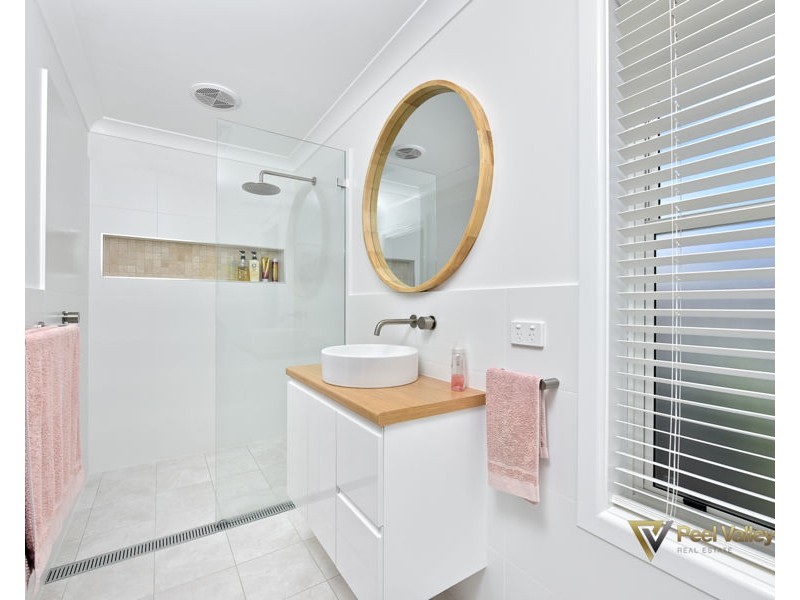 25 Mustang Close, Tamworth NSW 2340