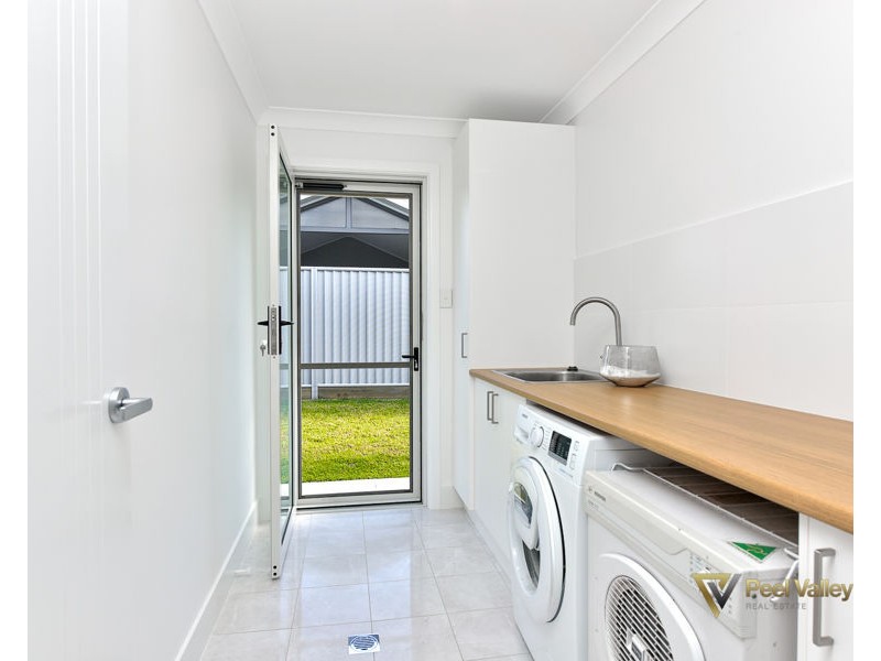 25 Mustang Close, Tamworth NSW 2340