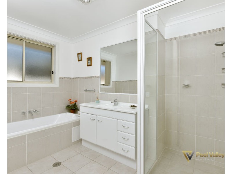 16 Warrah Drive, Calala, Tamworth NSW 2340