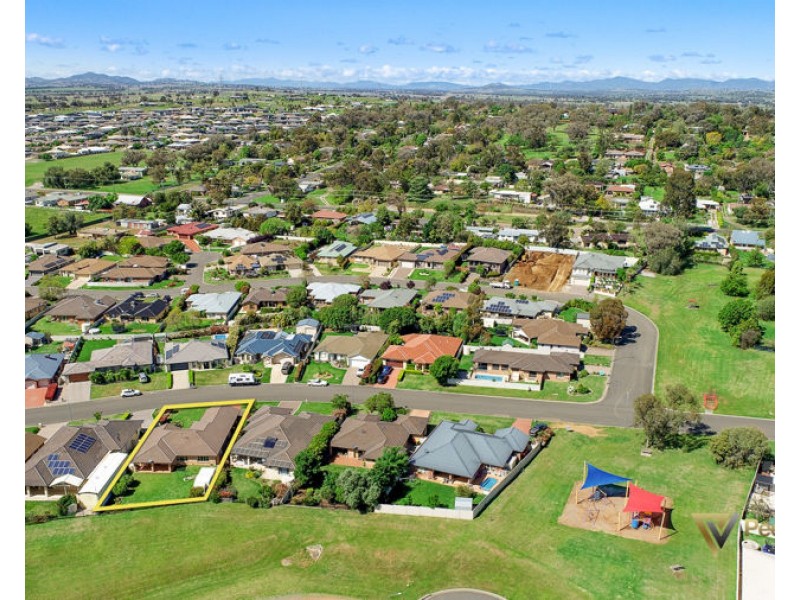 16 Warrah Drive, Calala, Tamworth NSW 2340