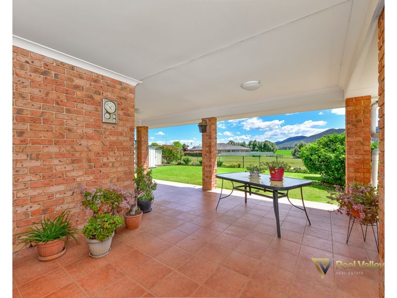 16 Warrah Drive, Calala, Tamworth NSW 2340