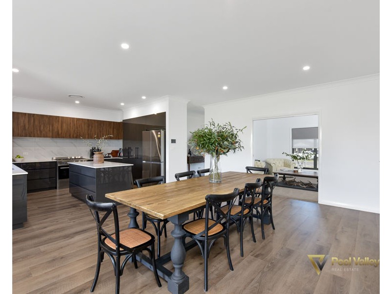 2 Championship Place, Tamworth NSW 2340