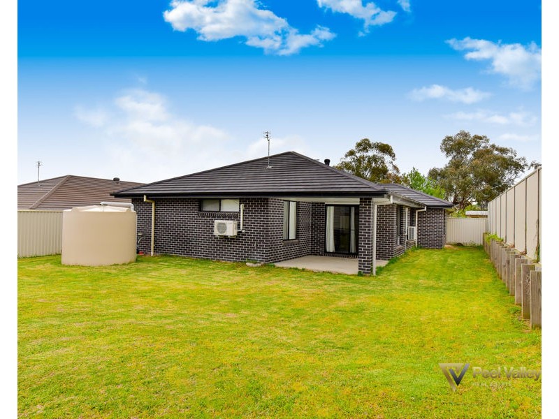 67 Denman Avenue, Kootingal NSW 2352