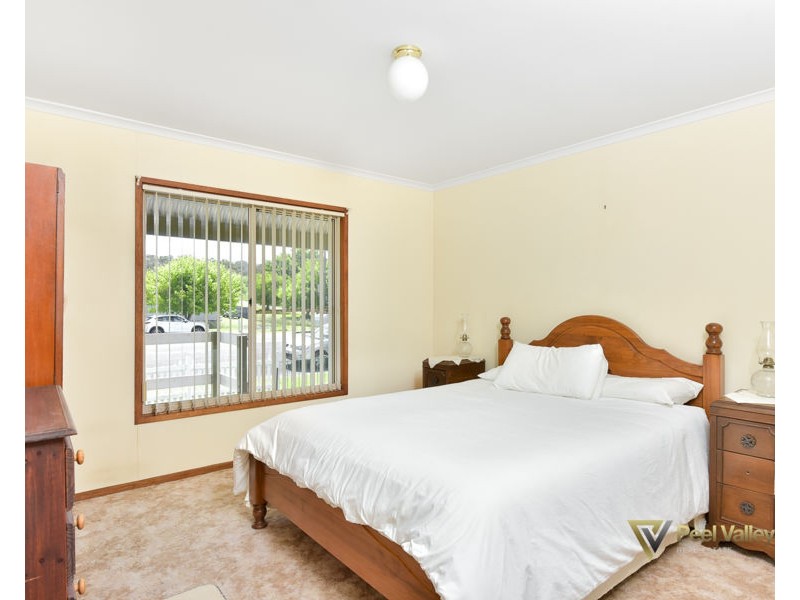 90 Caroline Street, Bendemeer NSW 2355