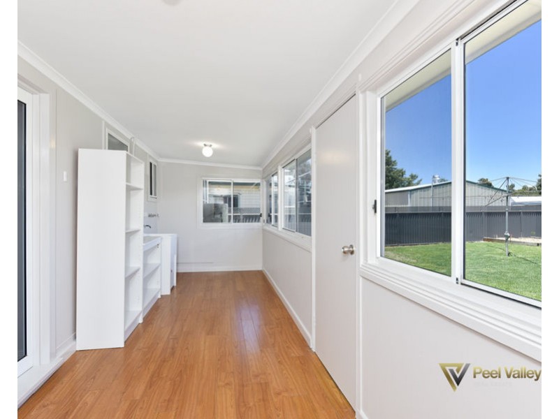 42 Gunnedah Road, Tamworth NSW 2340