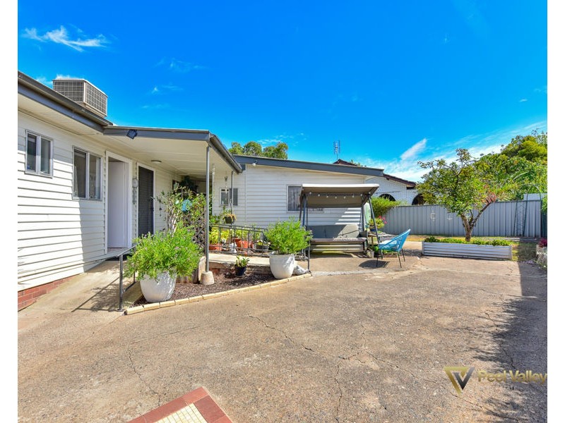 26 Mack Street, Tamworth NSW 2340