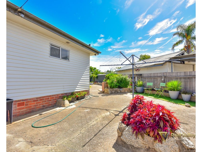 26 Mack Street, Tamworth NSW 2340