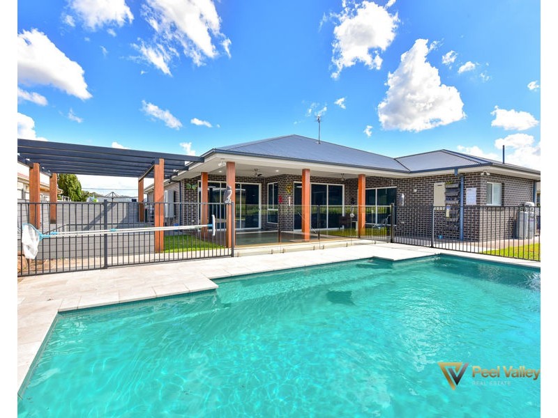 21 Garden Street, Kootingal NSW 2352