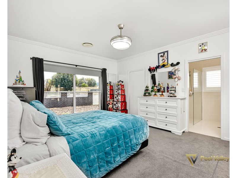 21 Garden Street, Kootingal NSW 2352