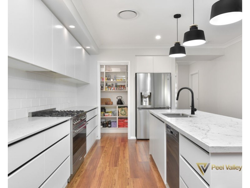 71 Warrah Drive, Tamworth NSW 2340