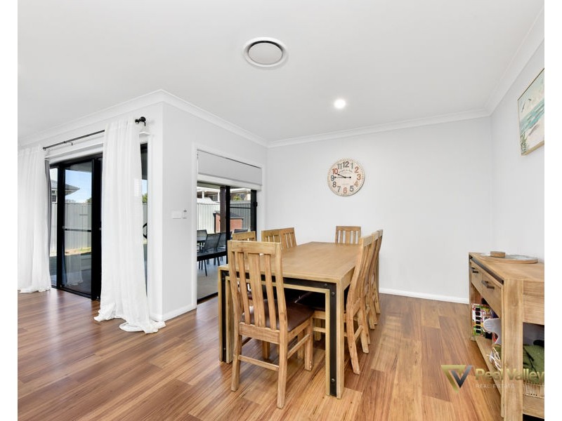 71 Warrah Drive, Tamworth NSW 2340