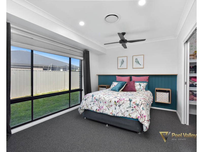 71 Warrah Drive, Tamworth NSW 2340