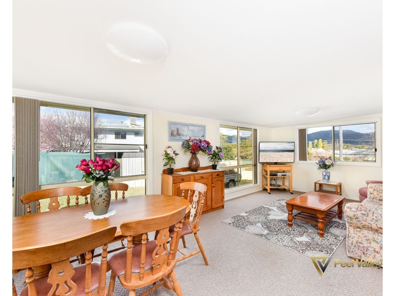 1 Mytelen Street, Kootingal NSW 2352