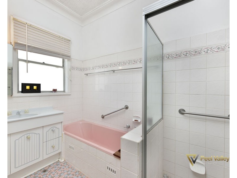 153 Piper Street East, Tamworth NSW 2340