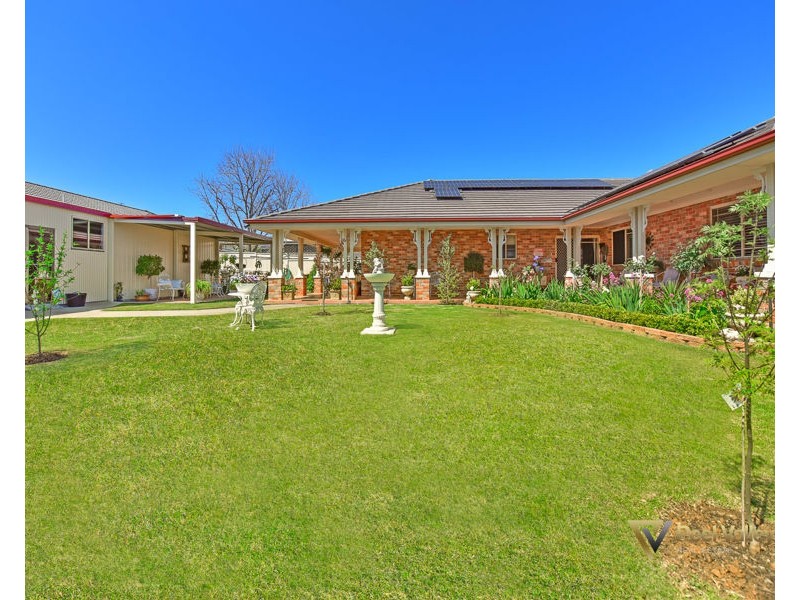 46 Johnston Street, Tamworth NSW 2340