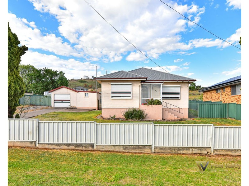 40 Peel Street, Tamworth NSW 2340