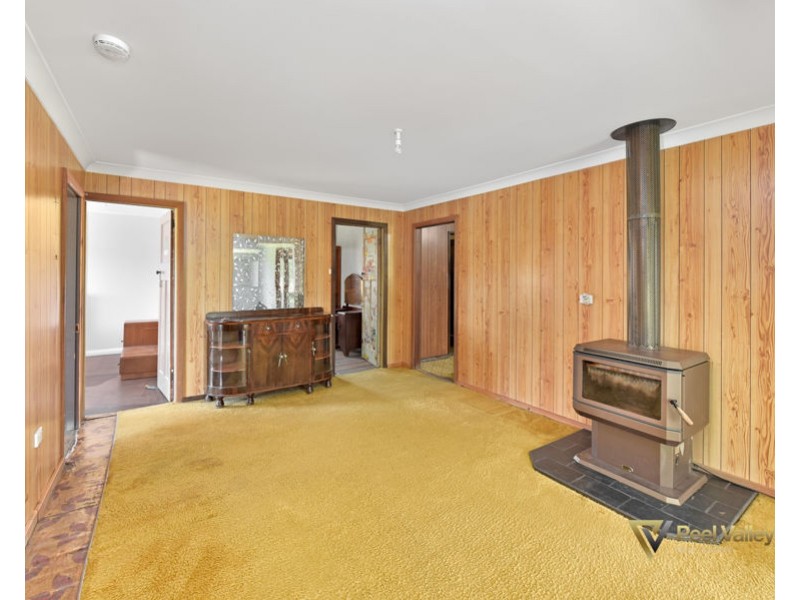 8 Den Mountain Road, Watsons Creek NSW 2355