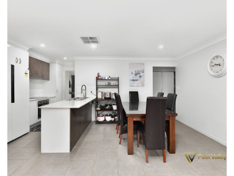 31 Tulipwood Crescent, Tamworth NSW 2340