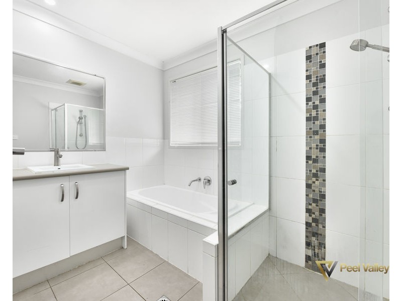 31 Tulipwood Crescent, Tamworth NSW 2340