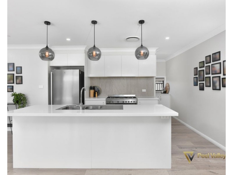 8 Galah Drive Calala, Tamworth NSW 2340