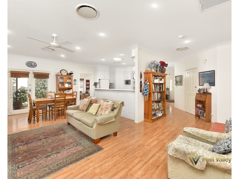 22 Ebony Close Hillvue, Tamworth NSW 2340