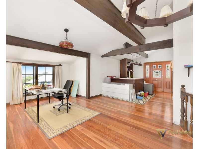 7 Alpen Place East, Tamworth NSW 2340