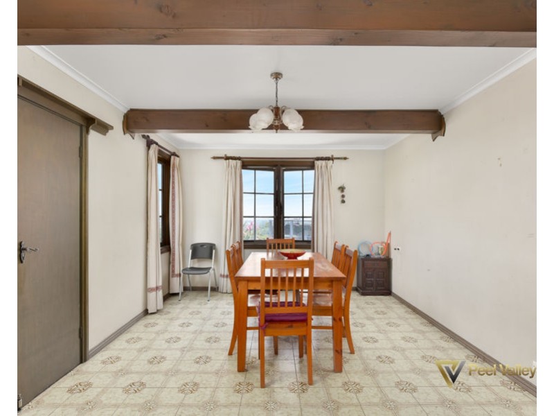 7 Alpen Place East, Tamworth NSW 2340