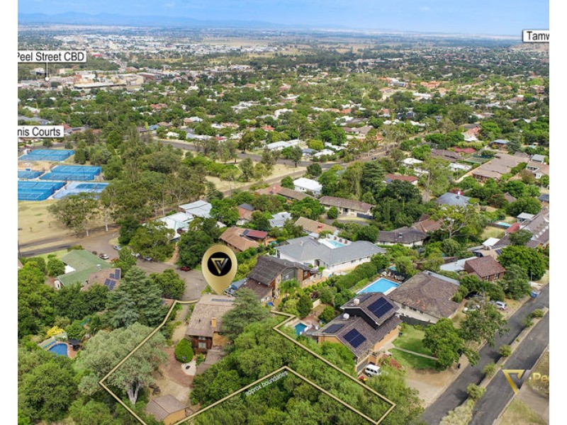 7 Alpen Place East, Tamworth NSW 2340