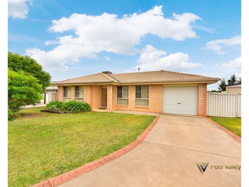 9 Burdekin Place Westdale, Tamworth NSW 2340