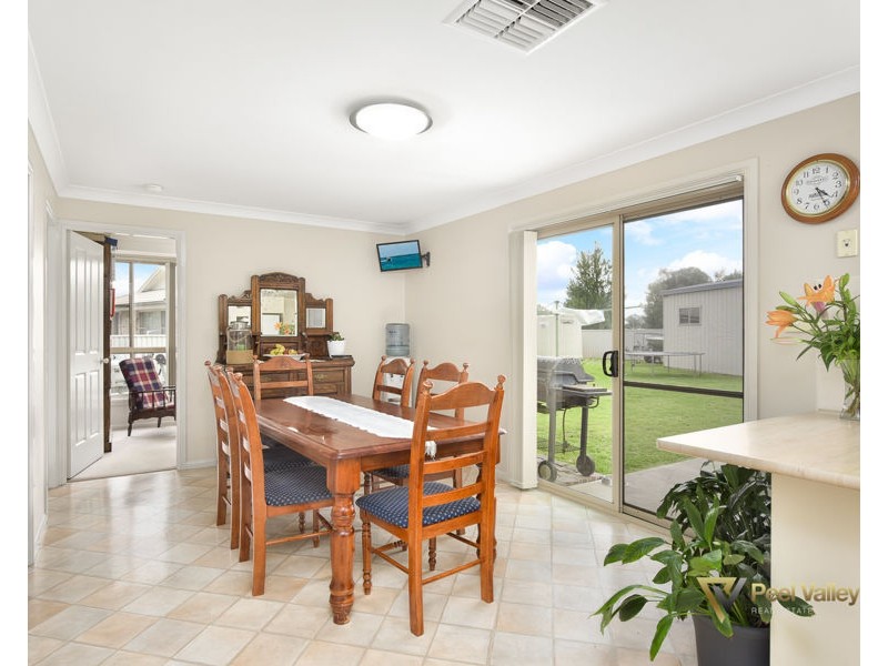 9 Burdekin Place Westdale, Tamworth NSW 2340