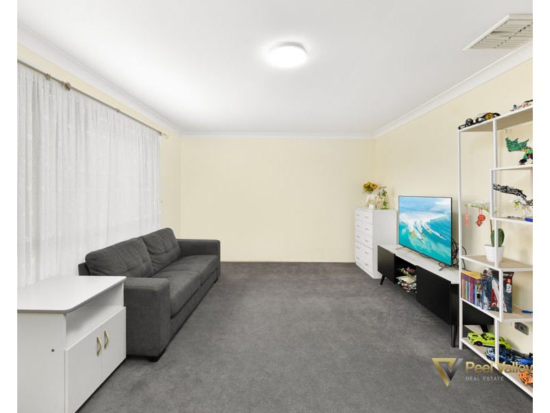 18 Warburton Drive Westdale, Tamworth NSW 2340