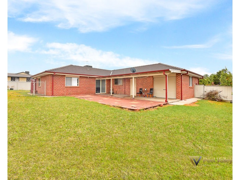 18 Warburton Drive Westdale, Tamworth NSW 2340