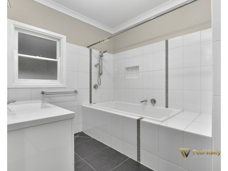 3 Bell Street South, Tamworth NSW 2340