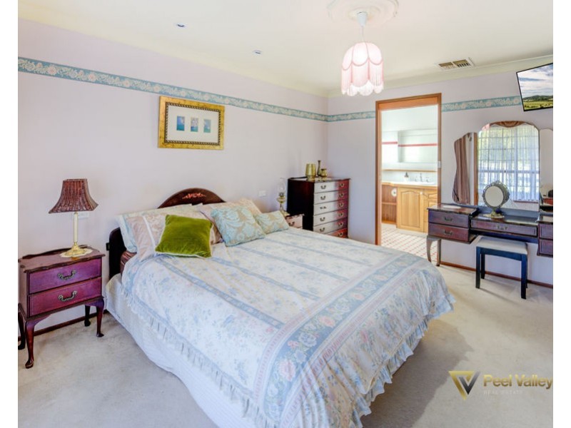 5 The Mews, Tamworth NSW 2340