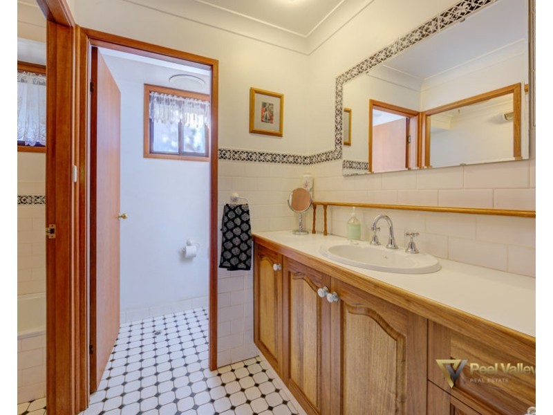 5 The Mews, Tamworth NSW 2340