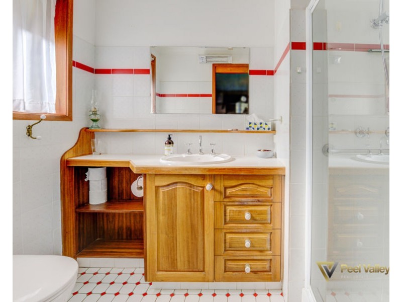 5 The Mews, Tamworth NSW 2340