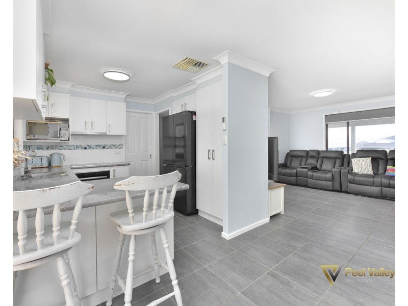 4 Allawah Street, Tamworth NSW 2340