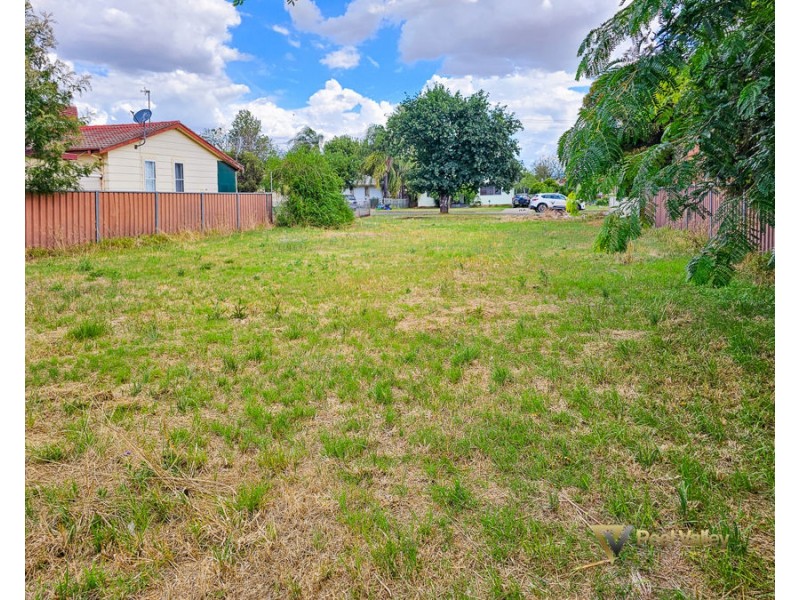 21 Cossa Street West, Tamworth NSW 2340