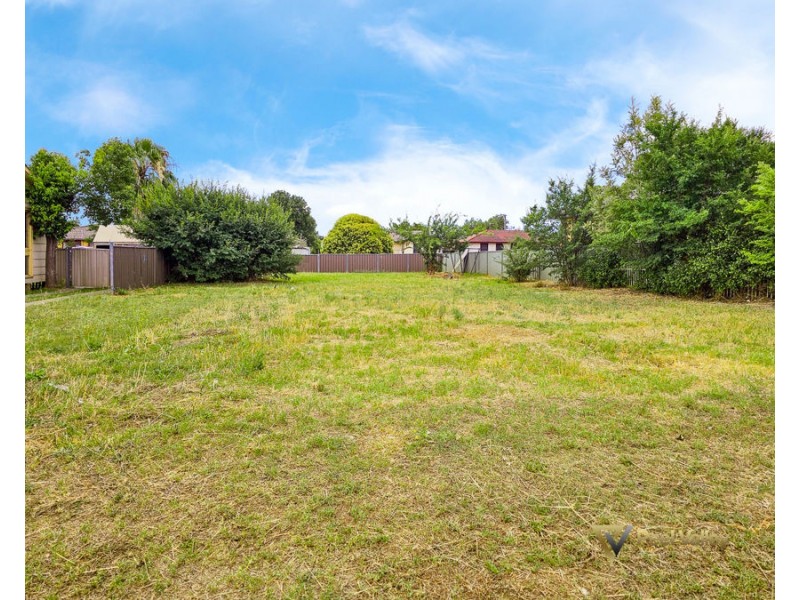 9 Green Street West, Tamworth NSW 2340