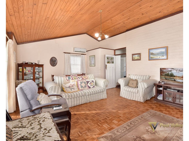 10 Gill Street, Nundle NSW 2340